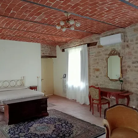 Couette-café Chiaromonte *